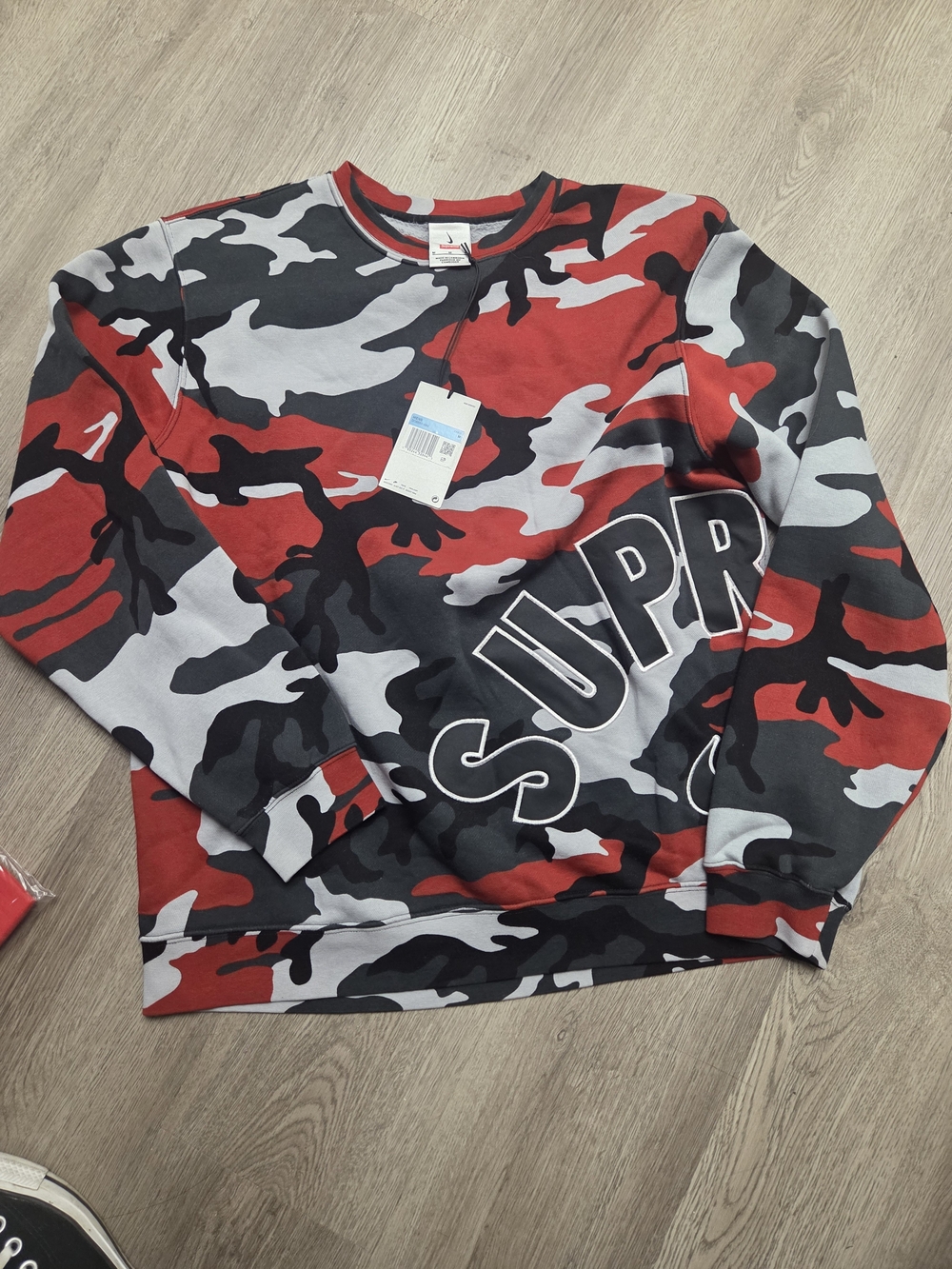 Nike SUPREME Red & Gray Camo Sweatshirt - Style